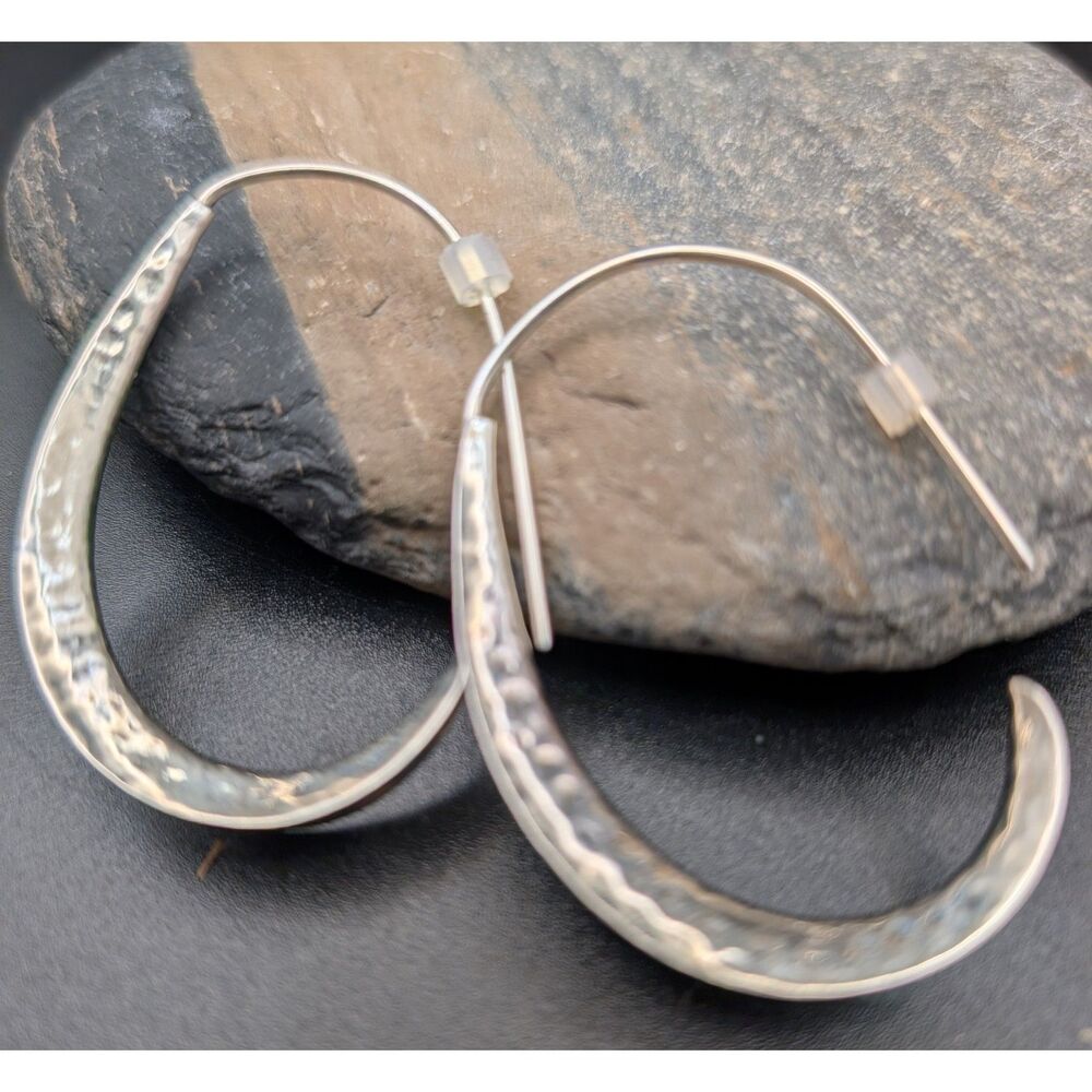Mexico 925 Sterling Silver Crescent Earrings • Hammered Finish • UMM Finds